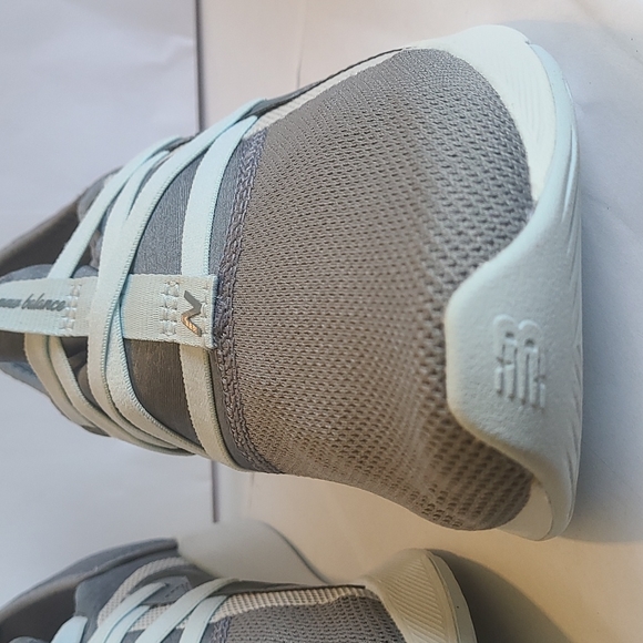 New Balance Womens DynaSoft Beaya Slip Athletic Shoe; Ocean Gray; Size 10 - Picture 2 of 12